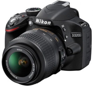 Nikon D3200 AF-S DX 18-55 VR III KIT